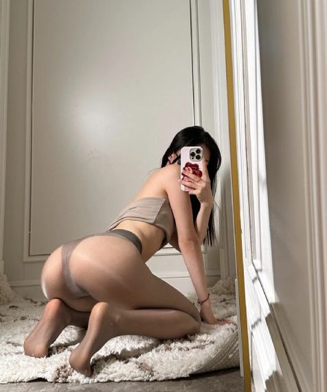 娇妻被领导抱进卧室的在线观看_超清手机在线看